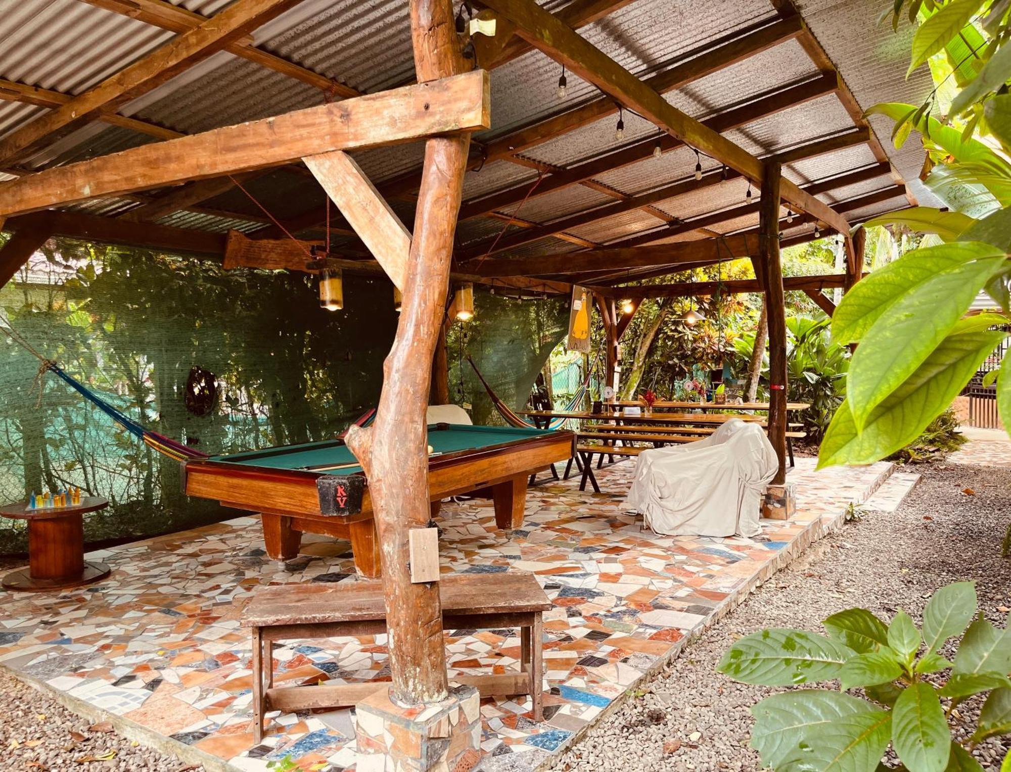 La Ruka Hostel Puerto Viejo de Talamanca Buitenkant foto