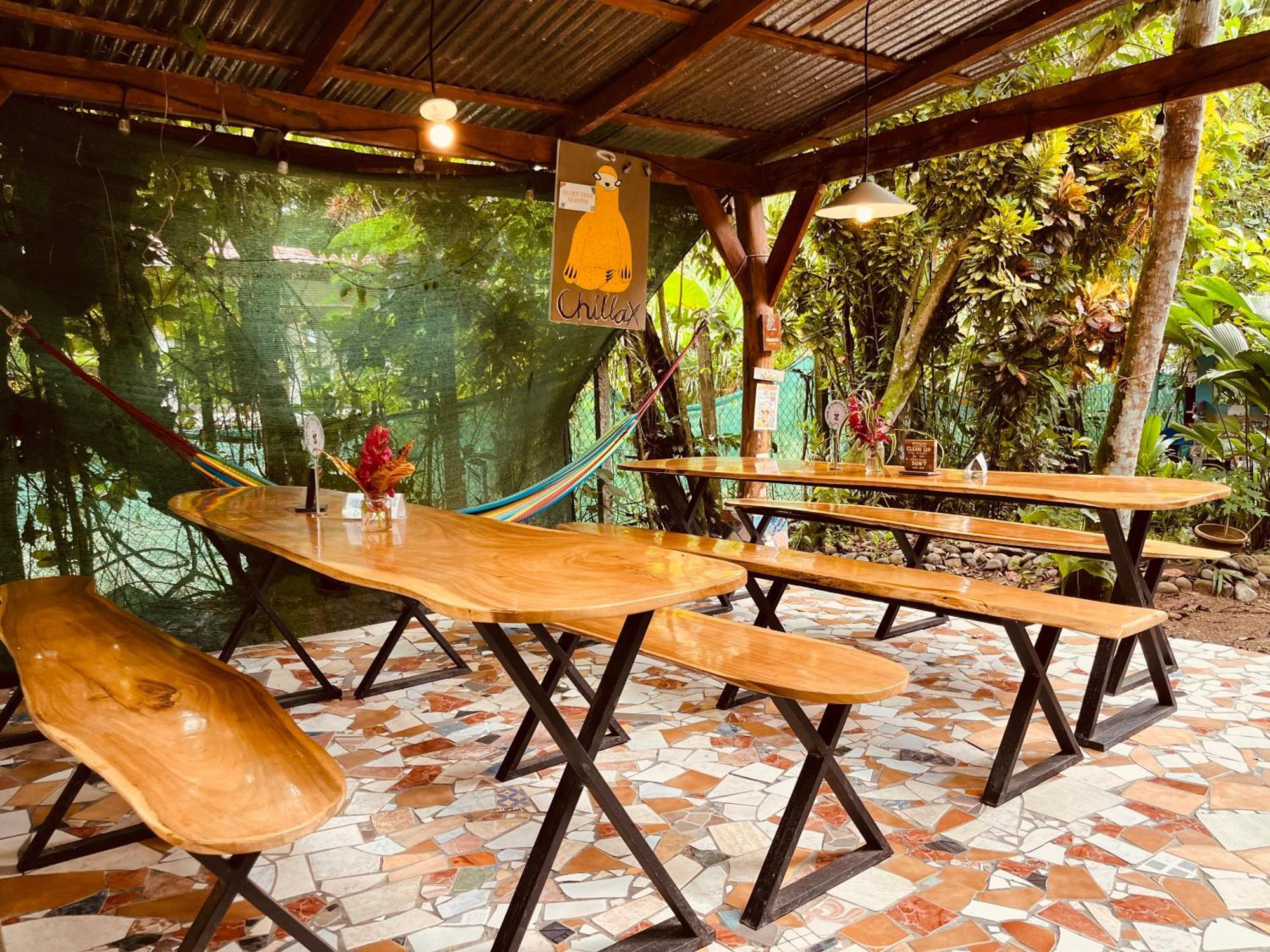 La Ruka Hostel Puerto Viejo de Talamanca Buitenkant foto