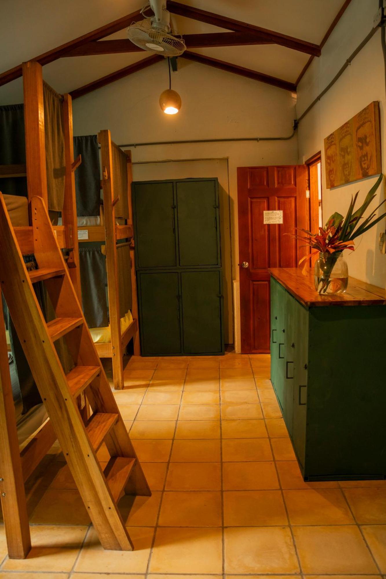 La Ruka Hostel Puerto Viejo de Talamanca Buitenkant foto